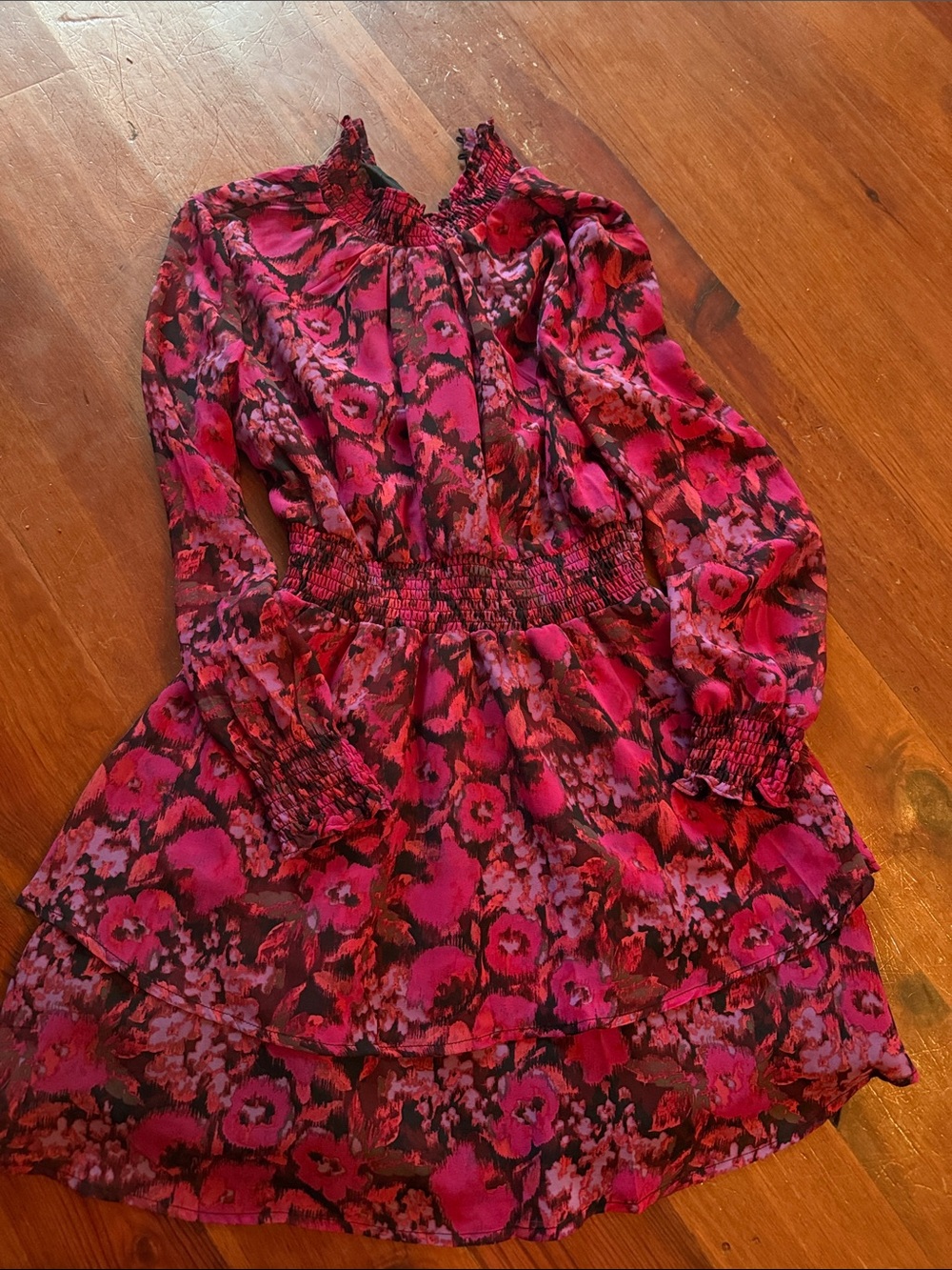 Steve Madden womens Pink & Black Floral Smocked Dress size small